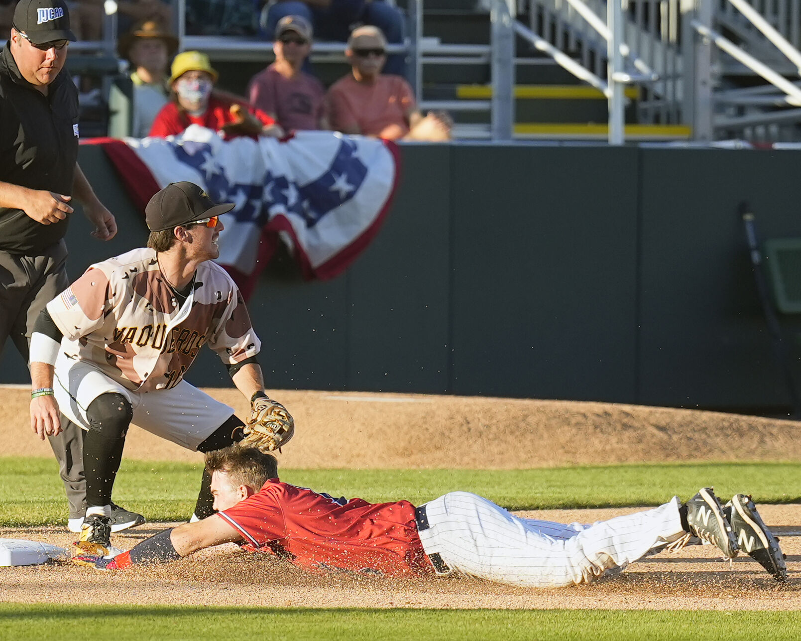 WS kory klingenbeck 1 out triple. did not score.jpg